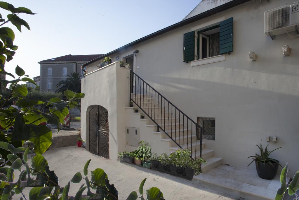 Apartmani Luca Сплит Экстерьер фото
